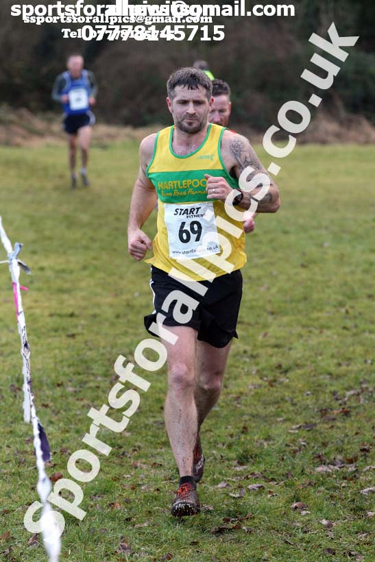 Mens 35 to 64s, 2018 North Eastern Masters, Darlington. Photo: David T. Hewitson/Sports for All Pics